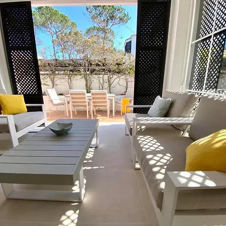 In Jardines De Golondrinas Apartment