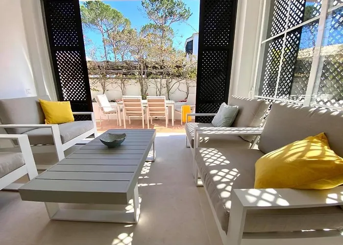 In Jardines De Golondrinas Apartman